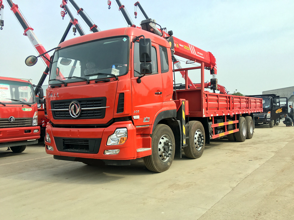 東風(fēng)天龍前四后八隨車吊